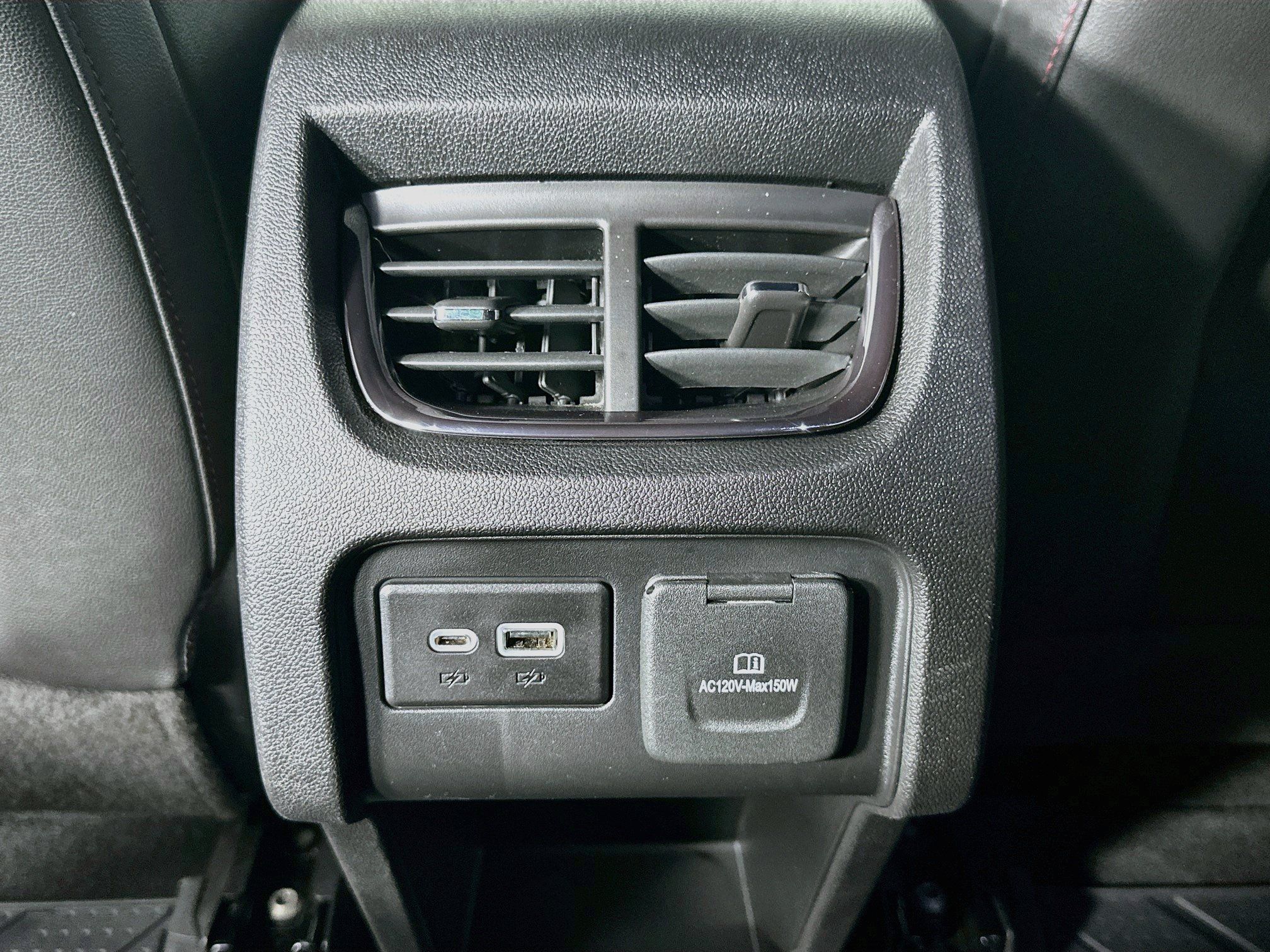 Used 2021 Chevrolet Blazer RS w/ Enhanced Convenience Package FWD image 29