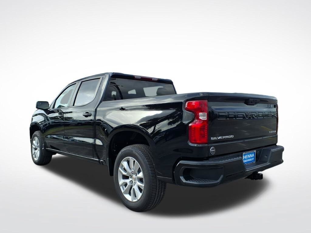 New 2026 Chevrolet Silverado 1500 Custom RWD image 5