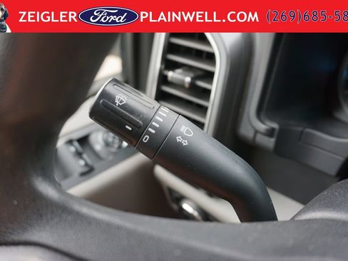 Used 2018 Ford F150 XLT AWD/4WD image 23