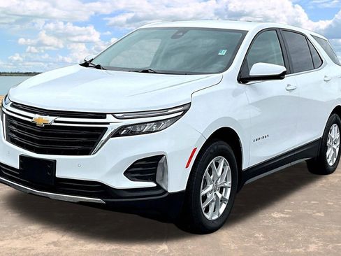 Used 2024 Chevrolet Equinox LT AWD/4WD image 4