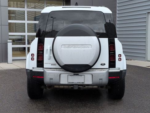 Used 2020 Land Rover Defender 110 HSE image 6