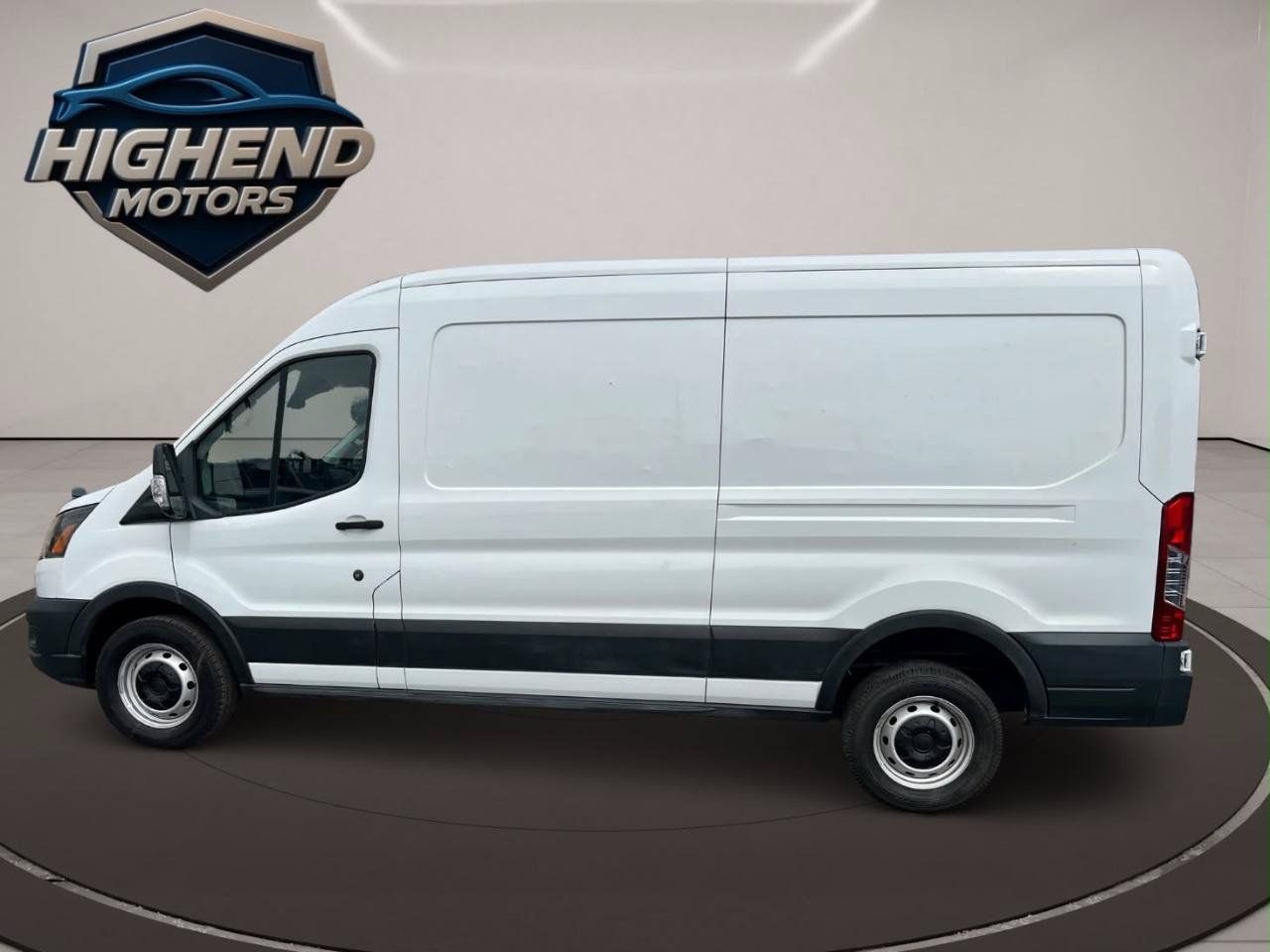 Used 2023 Ford Transit 250 Medium Roof w/ Fleet Safety Package RWD image 3