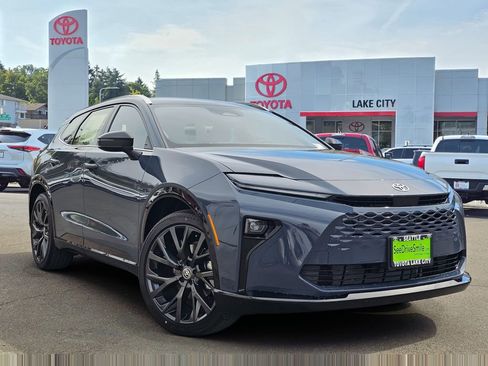 New 2026 Toyota Crown Signia AWD/4WD image 1