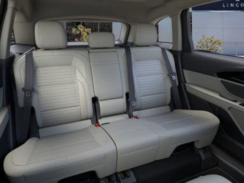 New 2026 Lincoln Nautilus Reserve w/ Jet Appearance Package image 10