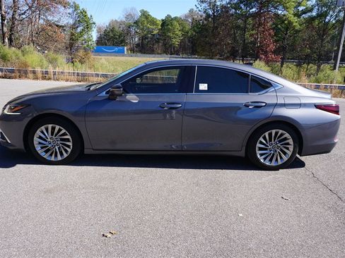 Used 2019 Lexus ES 350 Ultra Luxury image 20