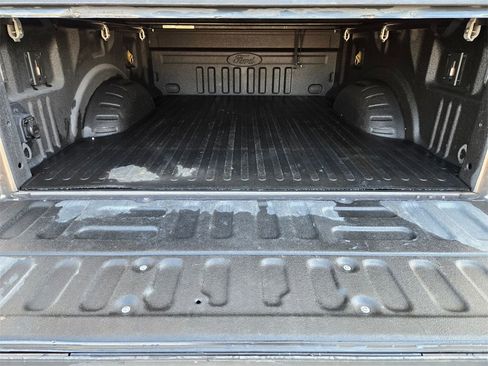 Used 2019 Ford F250 Lariat w/ Chrome Package image 31