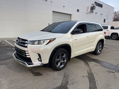 Used 2018 Toyota Highlander Limited Platinum