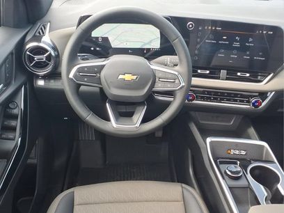 New 2026 Chevrolet Equinox LT w/ Convenience Package II