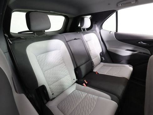 Used 2018 Chevrolet Equinox LS FWD image 20