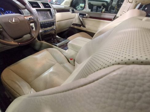 Used 2019 Lexus GX 460 image 21