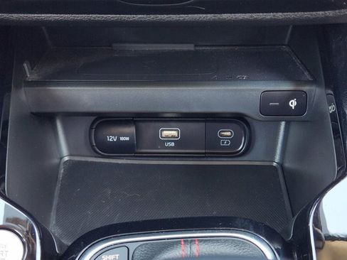 Certified 2025 Kia Soul GT-Line w/ GT-Line Technology Package image 19