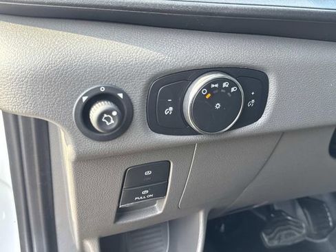 New 2026 Ford Transit 250 148 Medium Roof image 18