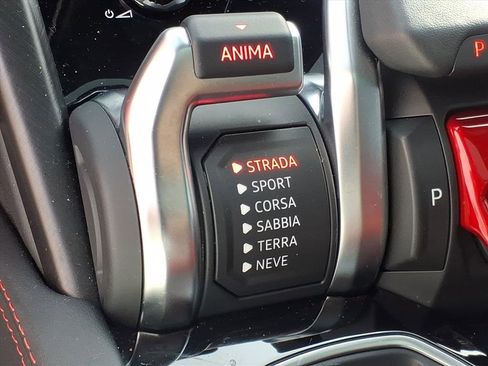 Used 2022 Lamborghini Urus image 22