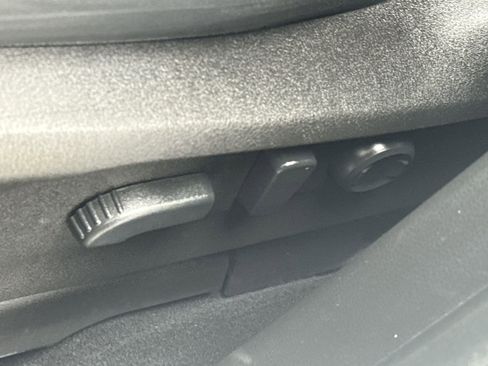 Used 2022 Subaru Ascent Touring image 16