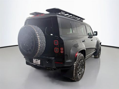 New 2026 Land Rover Defender 110 OCTA AWD/4WD image 5