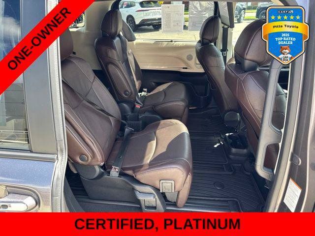 Certified 2023 Toyota Sienna Platinum FWD image 14