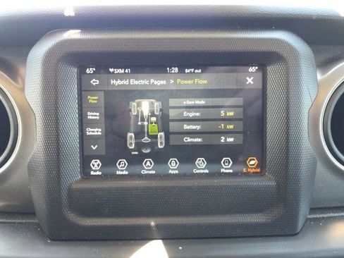 Used 2023 Jeep Wrangler Unlimited w/ Cold Weather Group AWD/4WD image 21