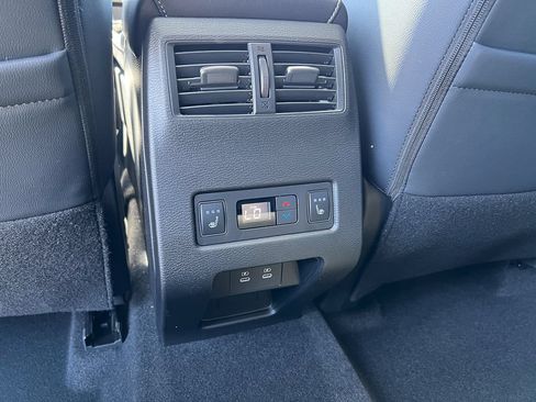 New 2026 Mitsubishi Outlander SEL AWD/4WD image 36