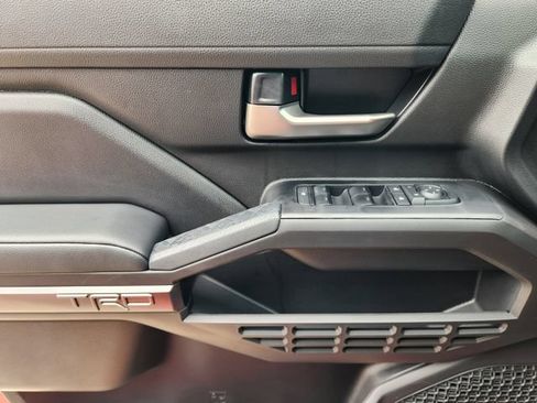 New 2026 Toyota Tacoma TRD Off-Road AWD/4WD image 21