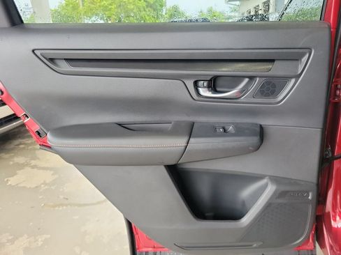 Used 2025 Honda CR-V Sport-L image 10