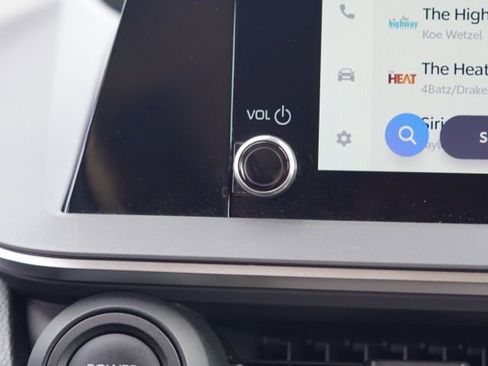 Used 2023 Toyota Prius XLE image 22