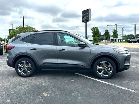 Used 2025 Ford Escape ST-Line AWD/4WD image 9