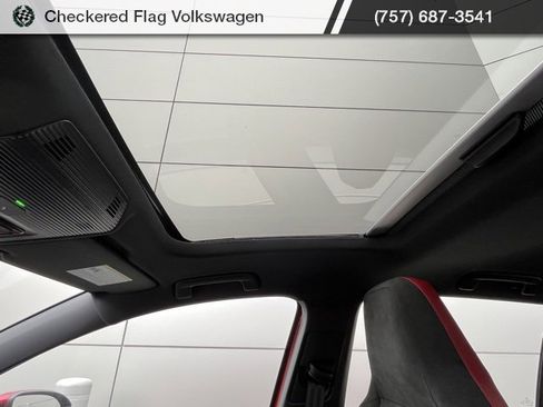 New 2025 Volkswagen GTI SE image 10