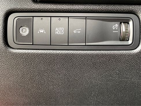 New 2025 Chevrolet Equinox EV RS w/ Convenience Package II image 12