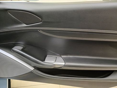 Used 2022 Ferrari Portofino M RWD image 29