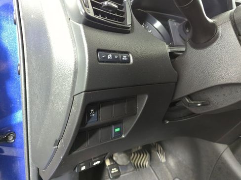 Used 2018 Nissan Rogue Sport S image 26