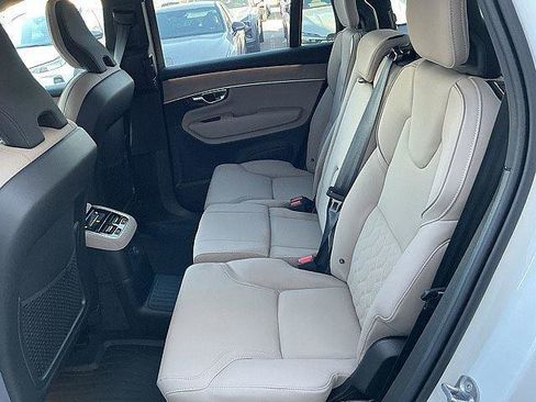 New 2026 Volvo XC90 T8 Plus w/ Protection Package Premier AWD/4WD image 14