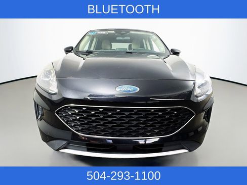 Used 2020 Ford Escape SE image 2