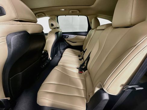 Used 2024 Acura MDX w/ Technology Package FWD image 29
