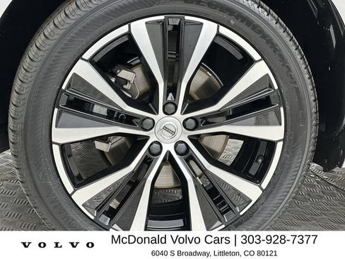 Certified 2023 Volvo XC60 B5 Ultimate w/ Climate Package AWD/4WD image 10