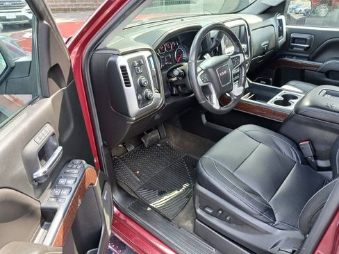 Used 2018 GMC Sierra 1500 SLT w/ SLT Premium Package AWD/4WD image 9