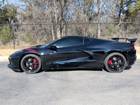 Used 2022 Chevrolet Corvette Stingray Premium Cpe w/ Z51 Performance Package image 10