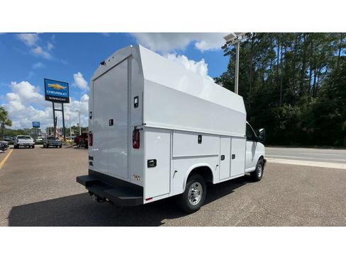New 2025 Chevrolet Express 3500 w/ Power Convenience Package RWD image 2