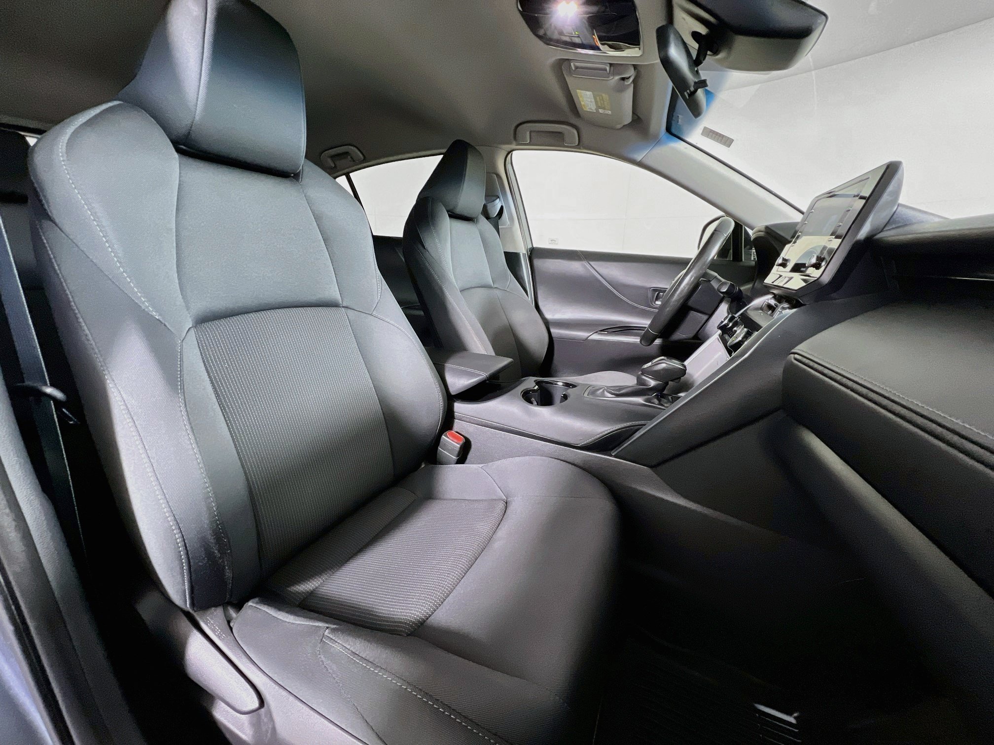 Certified 2021 Toyota Venza LE AWD/4WD image 23