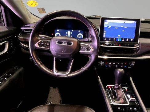 Used 2022 Jeep Compass Trailhawk w/ Trailhawk Elite Group image 8