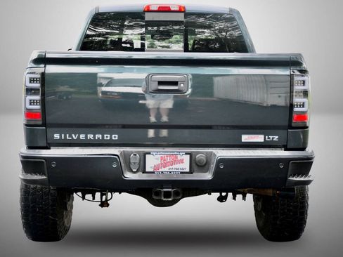 Used 2018 Chevrolet Silverado 1500 LTZ Z71 w/ LTZ Plus Package AWD/4WD image 6