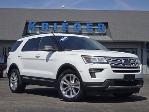 Certified 2019 Ford Explorer XLT w/ Equipment Group 202A AWD/4WD image 2