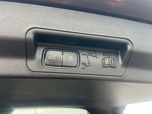 Used 2023 Ford Explorer XLT w/ Equipment Group 202A AWD/4WD image 13