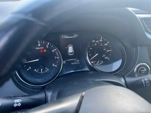 Used 2017 Nissan Rogue SL w/ SL Premium Package AWD/4WD image 7