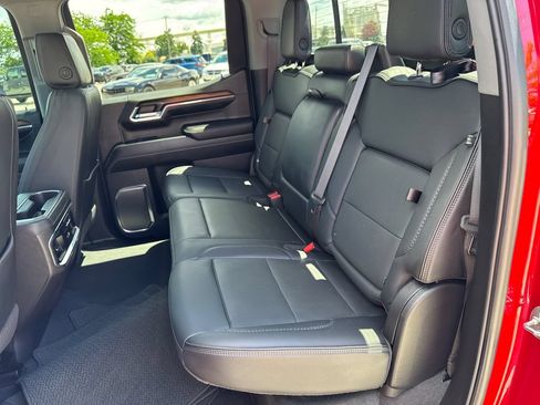 Used 2024 GMC Sierra 1500 Denali w/ Denali Reserve Package AWD/4WD image 30