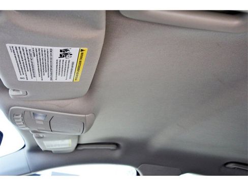 Used 2020 Ford Fusion SE image 27