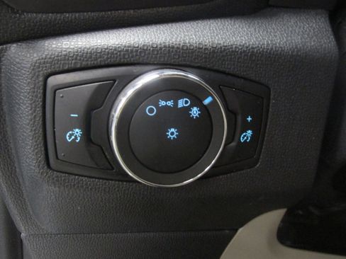 Certified 2020 Ford EcoSport S image 28