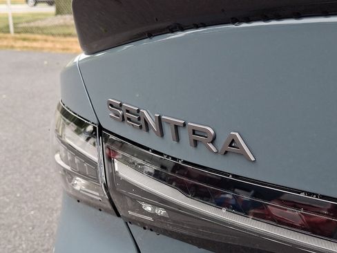 New 2026 Nissan Sentra SR w/ SR Premium Package FWD image 6