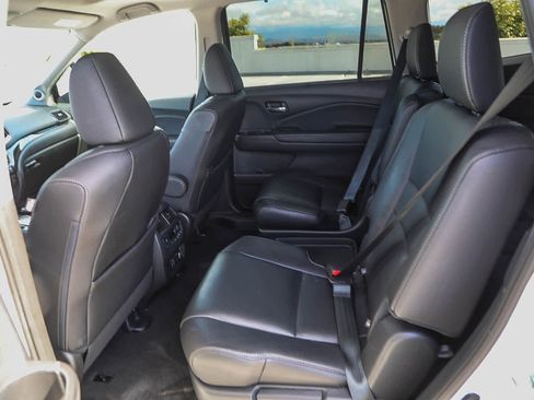 Used 2020 Honda Pilot Touring image 18