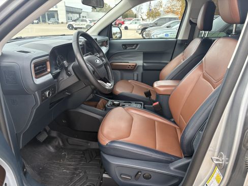 Used 2023 Ford Maverick Lariat w/ Lariat Luxury Package image 36