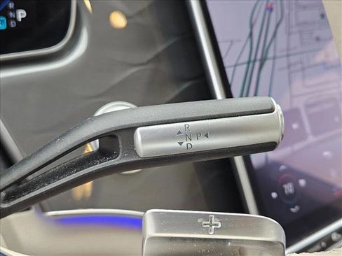 Used 2022 Mercedes-Benz EQS 450+ Sedan image 12